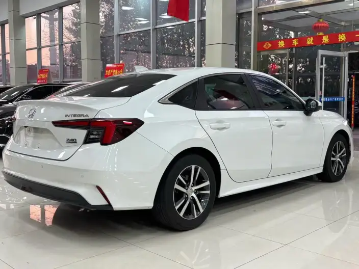 Model Ge 2023 Model 240TURBO CVT Leading version – фото 4