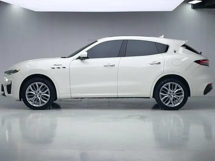 Levante 2022 Model 3.0T Modena