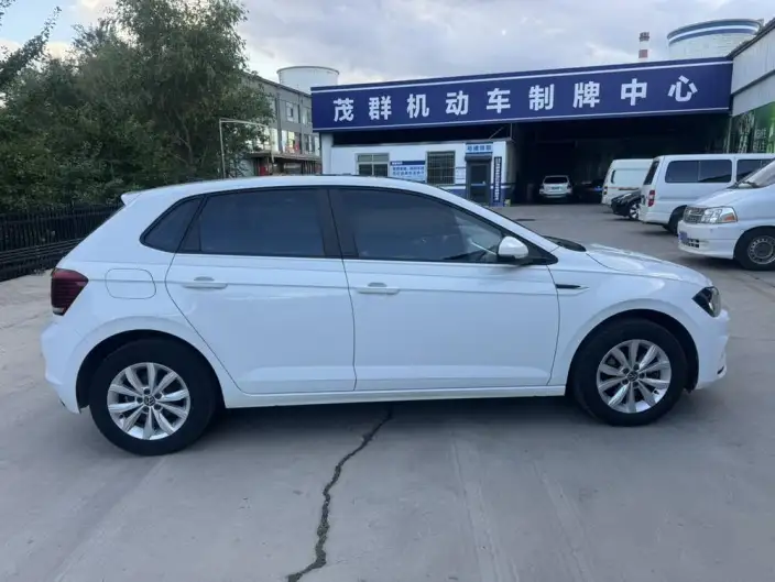 Polo 2021 Model Plus 1.5L Automatic Colorful Technology Version – фото 8