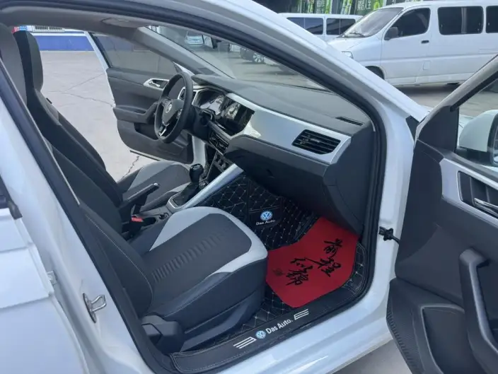 Polo 2021 Model Plus 1.5L Automatic Colorful Technology Version – фото 10