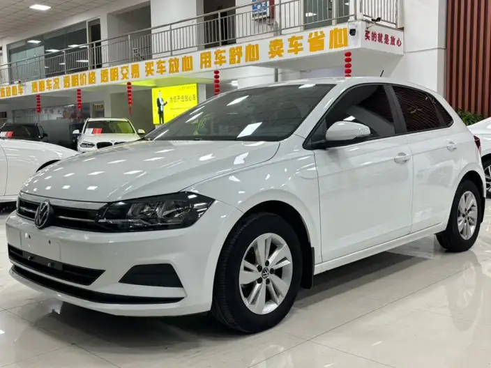 Polo 2023 Model Facelift Plus 1.5L Automatic Indulge in Music Letterpress – фото 1