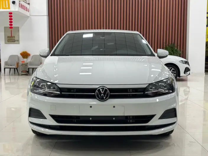Polo 2023 Model Facelift Plus 1.5L Automatic Indulge in Music Letterpress – фото 2