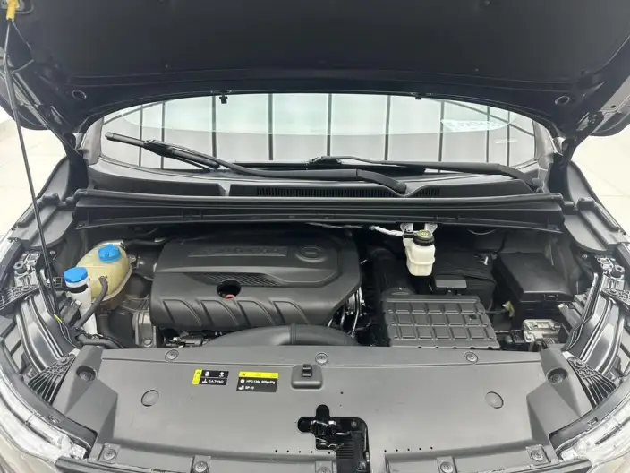 GAC Trumpchi M6 2021 Model 270T Automatic Exclusive Edition 7 seat – фото 7
