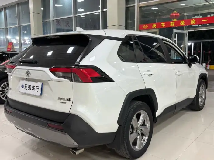Toyota RAV4 2021 Model 2.0L CVT 4WD Fashion Plus Edition – фото 4