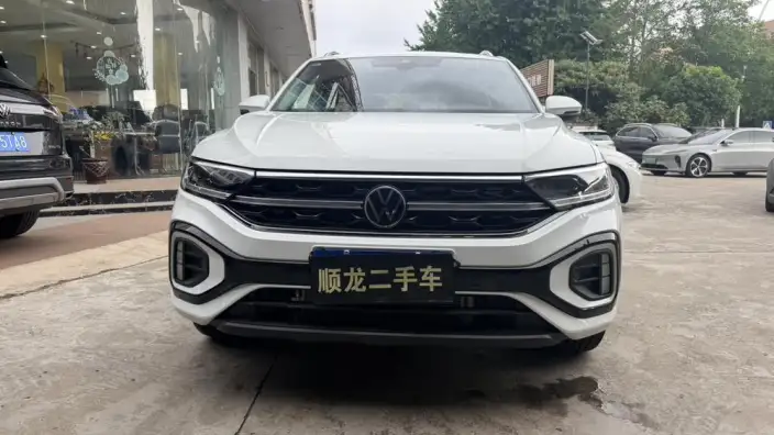 Volkswagen T-Roc 2026 Model 300TSI DSG Chenguang Edition – фото 2