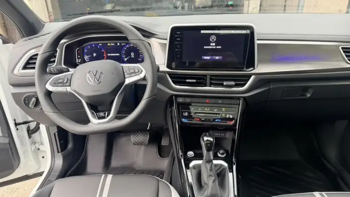 Volkswagen T-Roc 2026 Model 300TSI DSG Chenguang Edition – фото 10