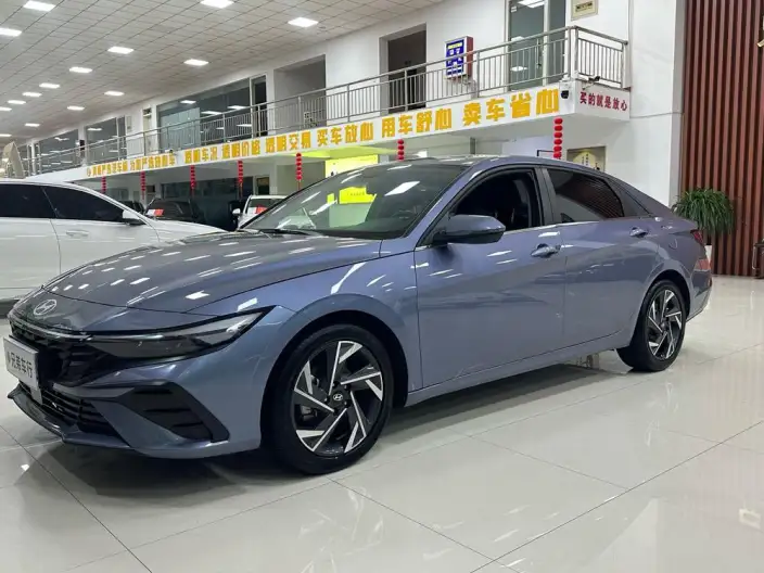 Hyundai Ioniq 2023 Model 1.5L CVT LUX Premium Edition – фото 1