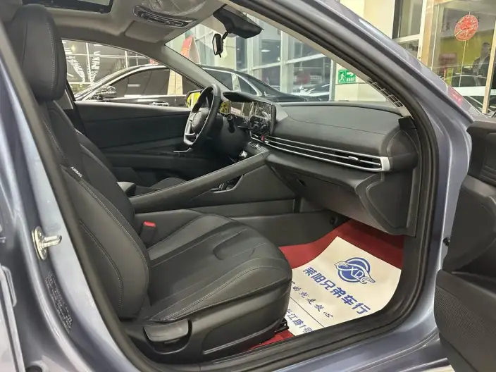 Hyundai Ioniq 2023 Model 1.5L CVT LUX Premium Edition – фото 9