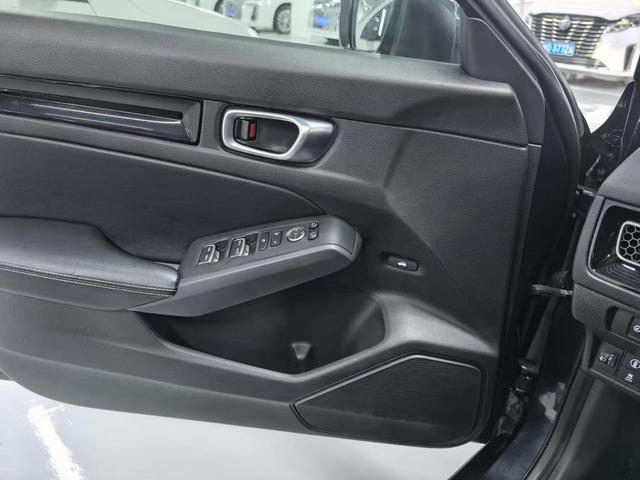Honda Civic 2023 240TURBO CVT Dynamic – фото 4