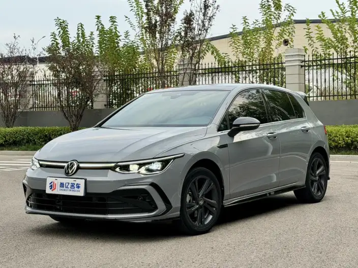 Volkswagen Golf 2021 Model 280TSI DSG R-Line – фото 1