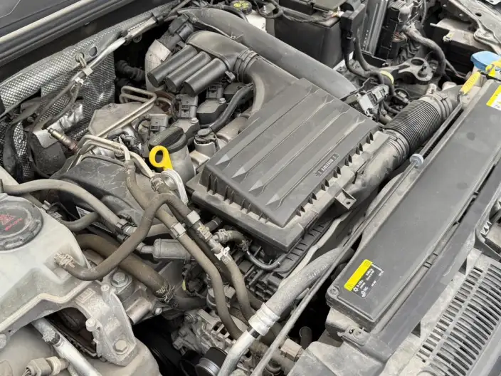 Volkswagen Golf 2021 Model 280TSI DSG R-Line – фото 7