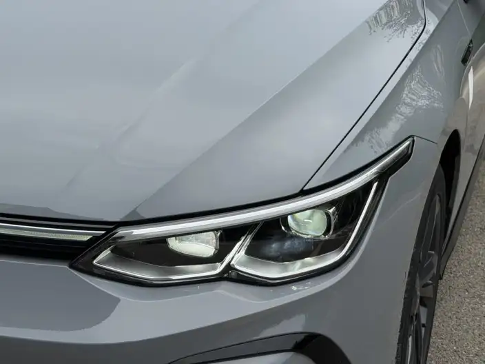 Volkswagen Golf 2023 Model 280TSI DSG R-Line 20th Anniversary Memorial – фото 7