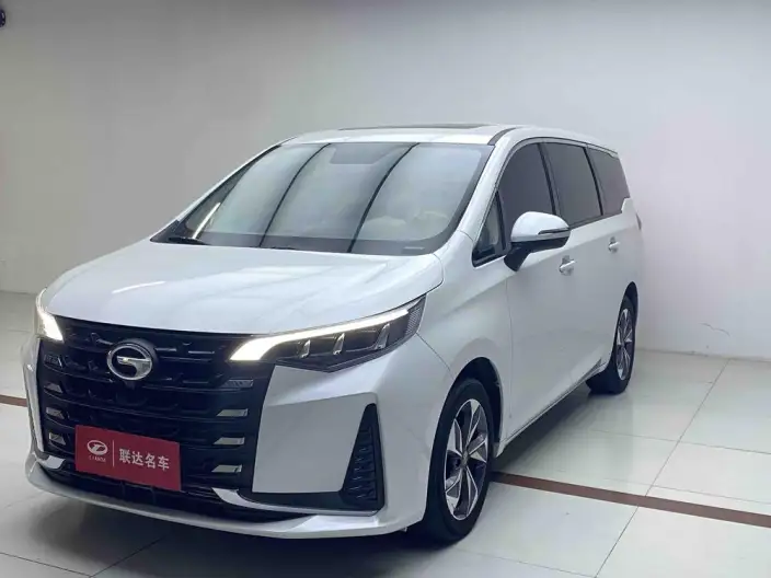 GAC Trumpchi M6 2021 Model 270T Automatic Deluxe Edition 7 seat – фото 1