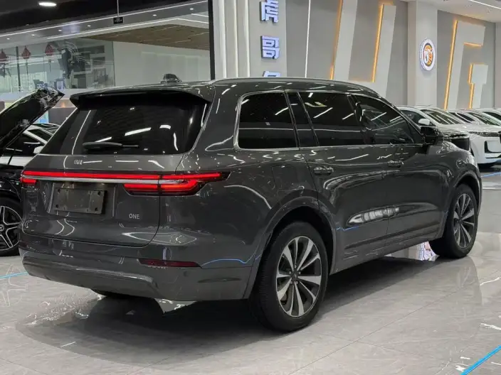 Li Auto ONE 2020 Model Extended Range 6 seat Edition – фото 6
