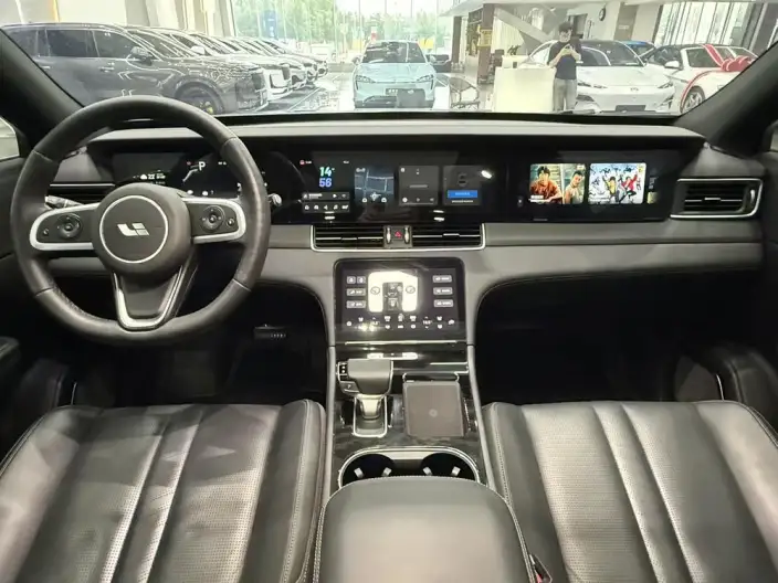 Li Auto ONE 2020 Model Extended Range 6 seat Edition – фото 7