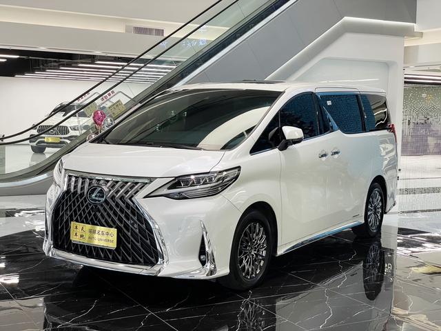 Lexus LM 2020 300h E-Four 4-seat Imperial – фото 1