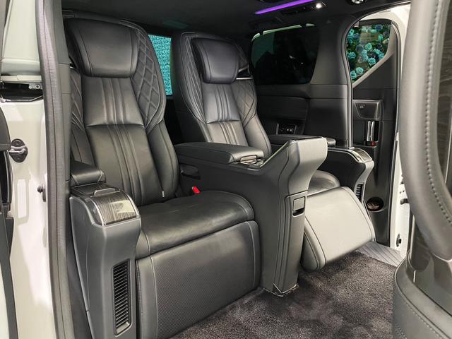 Lexus LM 2020 300h E-Four 4-seat Imperial – фото 15