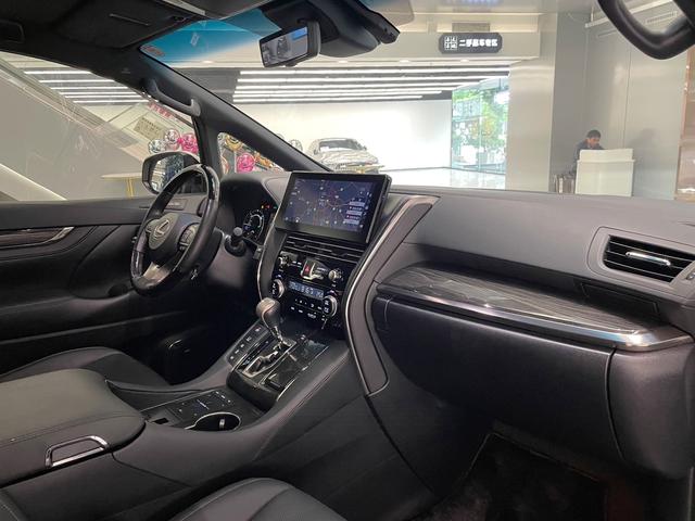 Lexus LM 2020 300h E-Four 4-seat Imperial – фото 16