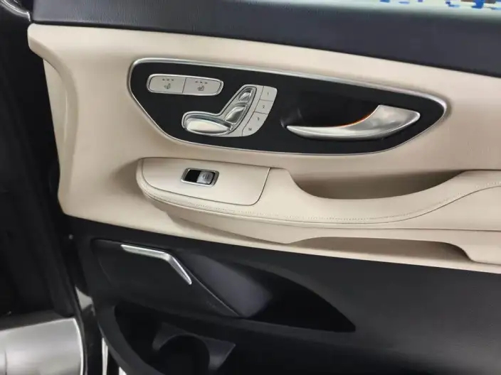 Mercedes-Benz V-Class 2022 Model V 260 L Long wheelbase Premium Edition – фото 5