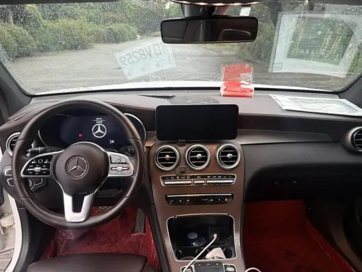 Mercedes-Benz GLC 2020 Model GLC 260 L 4MATIC Luxury Model – фото 7