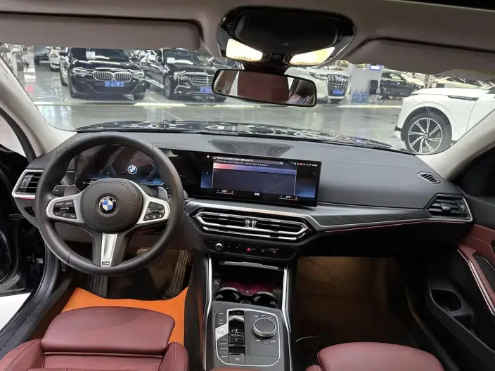 BMW 3 Series 2023 Model 325i M Sports Set – фото 10