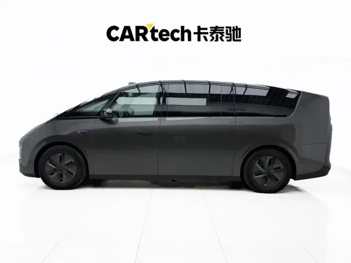 Li Auto MEGA 2024 Model Ultra Edition – фото 3
