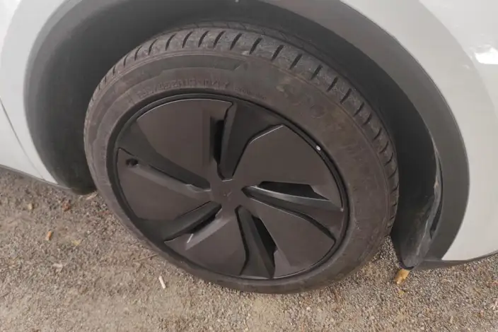 Model Y 2025 Model Rear-wheel drive version – фото 10
