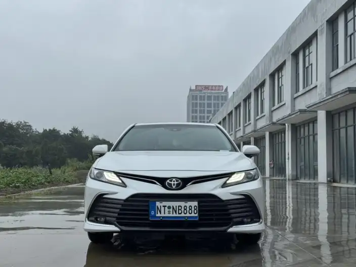Toyota Camry 2021 Model 2.0G Deluxe Edition – фото 2