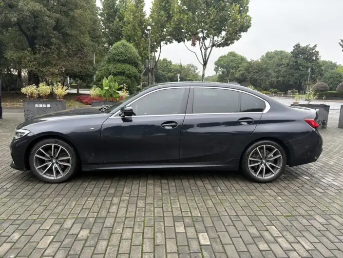 BMW 3 Series 2021 Model 325Li M Sports Set – фото 2