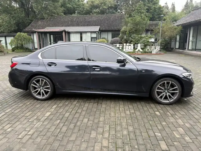 BMW 3 Series 2021 Model 325Li M Sports Set – фото 6