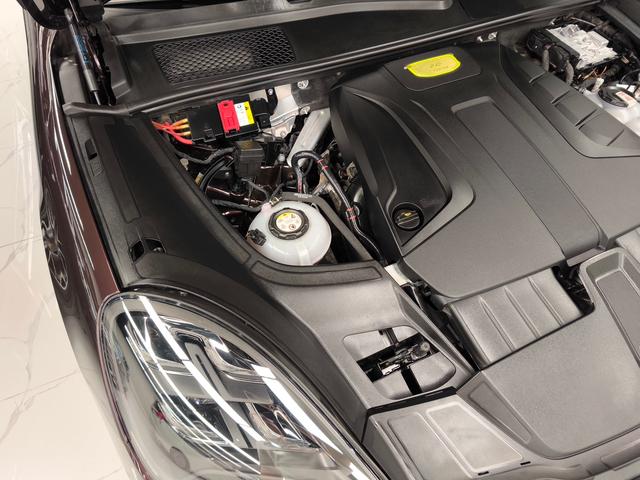Cayenne E-Hybrid 2021 Cayenne E-Hybrid 2.0T – фото 31