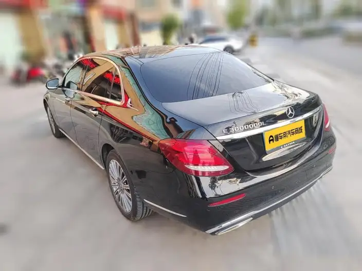 Mercedes-Benz E-Class 2020 Model E 300 L Luxury Model – фото 4
