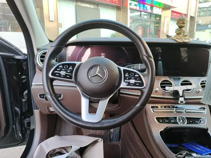 Mercedes-Benz E-Class 2020 Model E 300 L Luxury Model – фото 7