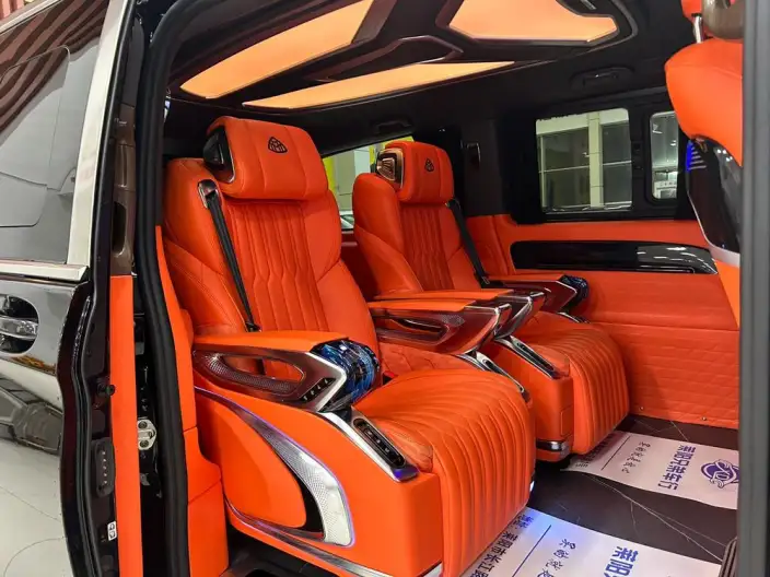 Viano 2023 Model 2.0T Elite Edition 7 seat – фото 6