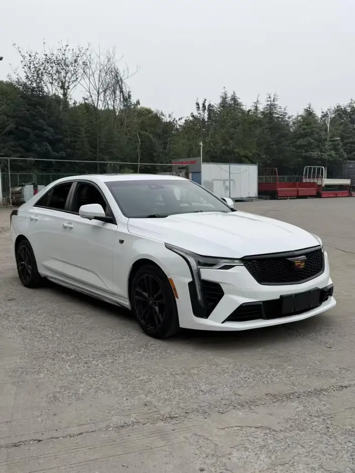 Cadillac CT4 2022 Model 28T Fashion Model – фото 3