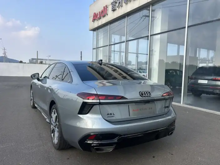 Audi A6L 2026 Model 2.0T quattro Exclusive Model