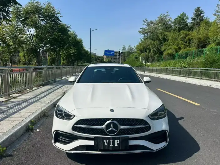Mercedes-Benz C-Class 2024 Model C 200 L Sports Edition – фото 2