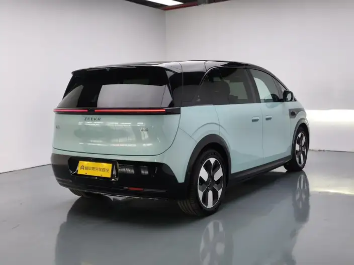 ZEEKR MIX 2025 Model 76kWh Smart Driving Edition – фото 7