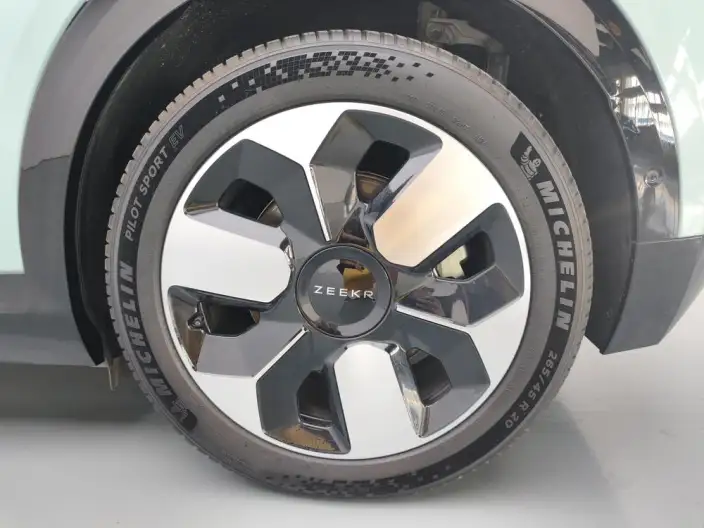 ZEEKR MIX 2025 Model 76kWh Smart Driving Edition – фото 9