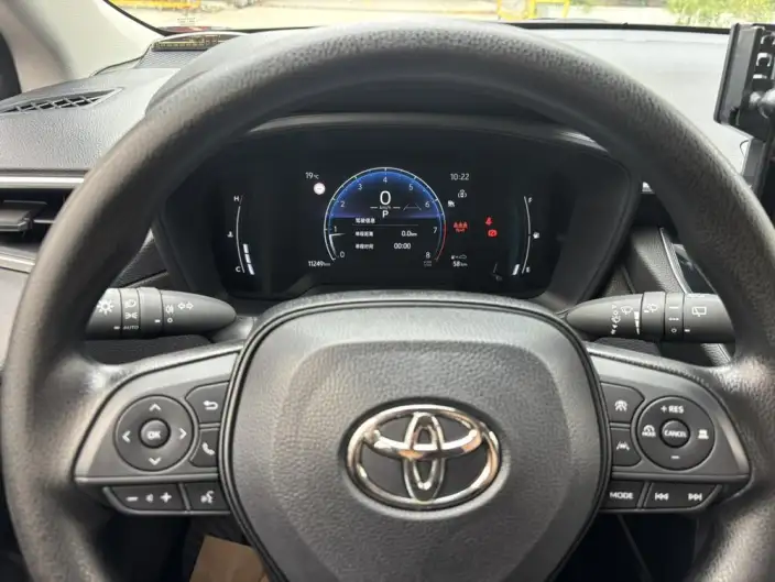Toyota Corolla Cross 2024 Model 2.0L CVT Deluxe Edition – фото 8