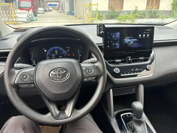 Toyota Corolla Cross 2024 Model 2.0L CVT Deluxe Edition – фото 9