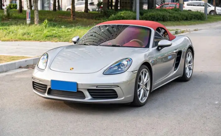 Porsche 718 2023 Model Boxster 2.0T – фото 1
