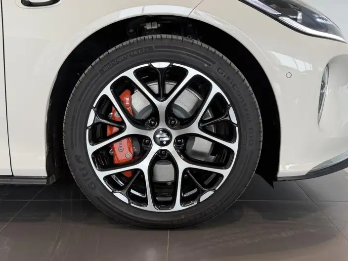 IM L6 2026 Model Max 76kWh – фото 8