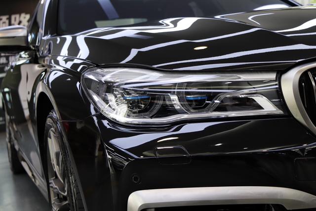 BMW 7 Series Модель 2018 года M760Li xDrive – фото 38