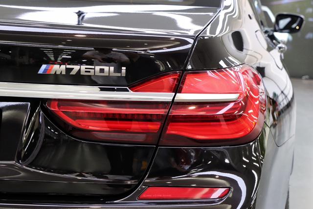 BMW 7 Series Модель 2018 года M760Li xDrive – фото 39