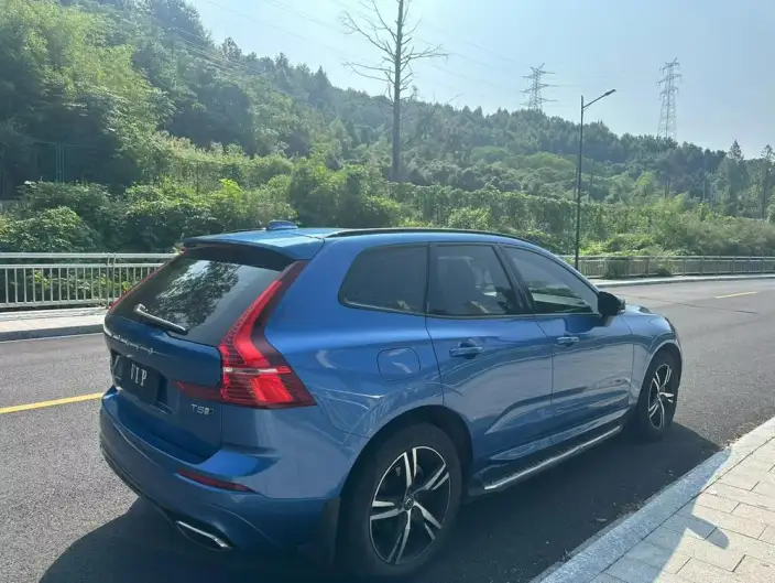Volvo XC60 2020 Model T5 4WD Smart Range Sports Edition – фото 6