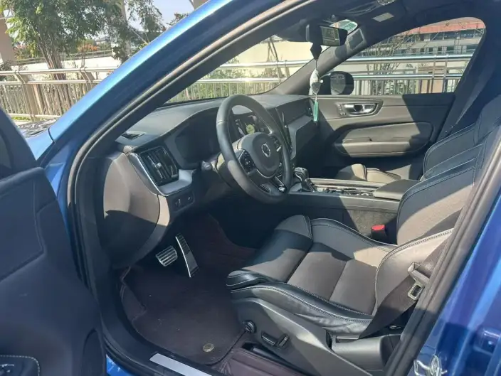 Volvo XC60 2020 Model T5 4WD Smart Range Sports Edition – фото 8