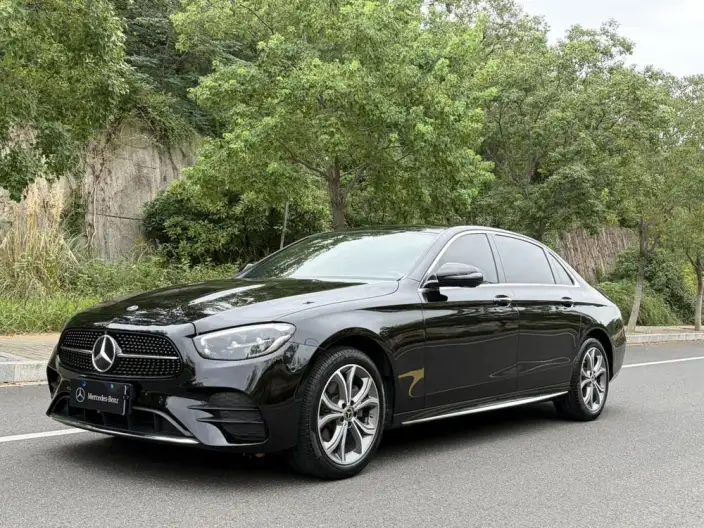 Mercedes-Benz E-Class 2022 Model E 300 L Luxury Model Sports sedan – фото 1