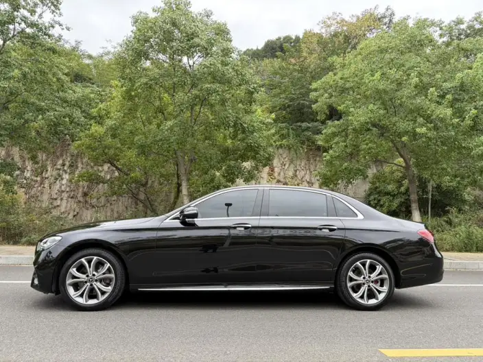 Mercedes-Benz E-Class 2022 Model E 300 L Luxury Model Sports sedan – фото 4