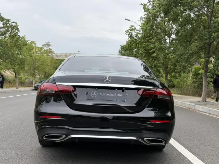 Mercedes-Benz E-Class 2022 Model E 300 L Luxury Model Sports sedan – фото 6